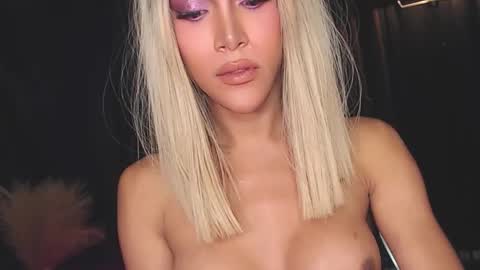 Snapshot of horny_ayahh chatting on March 6, 2025, 8:37 pm horny_ayahh online show from March 6, 2025, 8:37 pm