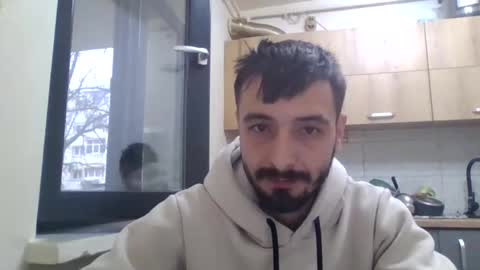 Snapshot of horny_couple9600 chatting on November 5, 2025, 6:02 am horny_couple9600 online show from November 5, 2025, 6:02 am