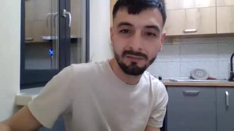 Snapshot of horny_couple9600 chatting on December 13, 2025, 11:32 pm horny_couple9600 online show from December 13, 2025, 11:32 pm