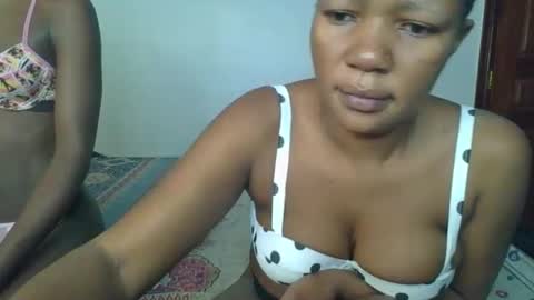 Snapshot of horny_lainie chatting on October 13, 2025, 5:35 pm horny_lainie online show from October 13, 2025, 5:35 pm