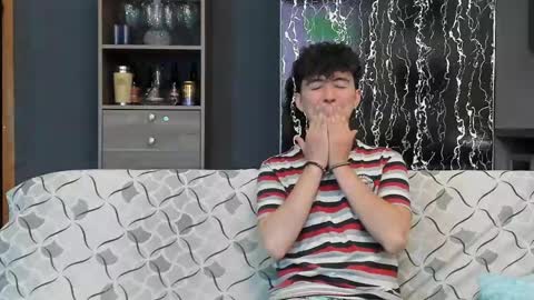 Snapshot of horny_twinks_guys chatting on March 11, 2025, 10:09 pm Alex and Camilo online show from March 11, 2025, 10:09 pm