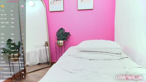 Khloe  online show from December 31, 2024, 2:36 pm