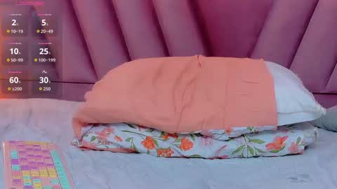 Khloe  online show from October 23, 2025, 12:32 am