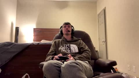 Snapshot of hornyboi2710 chatting on December 1, 2024, 10:10 pm Justin 7 inches online show from December 1, 2024, 10:10 pm