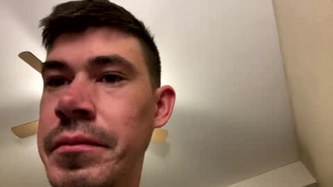 Snapshot of hornyboi2710 chatting on October 25, 2025, 3:51 pm Justin 7 inches online show from October 25, 2025, 3:51 pm