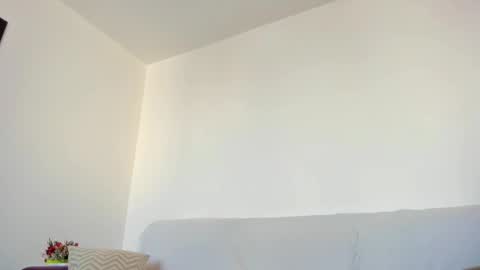 Snapshot of hornyemma_ chatting on February 20, 2025, 9:22 am Emma online show from February 20, 2025, 9:22 am