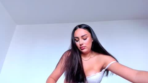 Snapshot of hornyemma_ chatting on September 24, 2025, 8:50 am Emma online show from September 24, 2025, 8:50 am