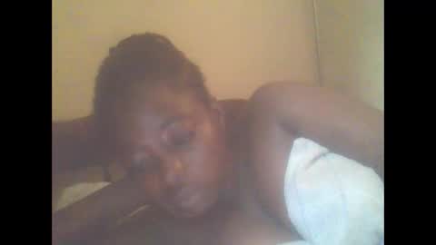 Snapshot of hornygal001 chatting on December 2, 2025, 5:13 am hornygal001 online show from December 2, 2025, 5:13 am