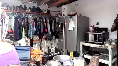 Snapshot of hornyhippies0080 chatting on November 3, 2025, 6:25 am Nix D online show from November 3, 2025, 6:25 am