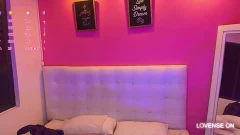 Snapshot of hornyhousekeeper_ chatting on February 9, 2025, 12:19 pm Valentina online show from February 9, 2025, 12:19 pm