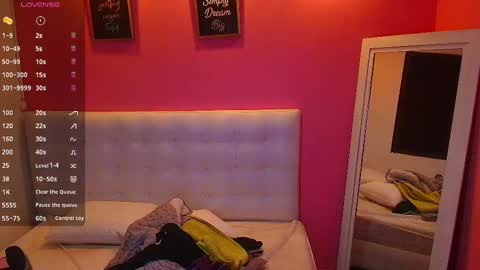 Snapshot of hornyhousekeeper_ chatting on February 28, 2025, 12:31 pm Valentina online show from February 28, 2025, 12:31 pm
