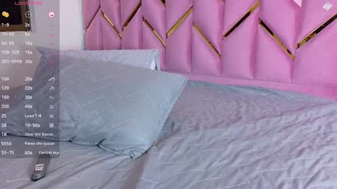 Snapshot of hornyhousekeeper_ chatting on September 14, 2025, 12:26 pm Valentina online show from September 14, 2025, 12:26 pm