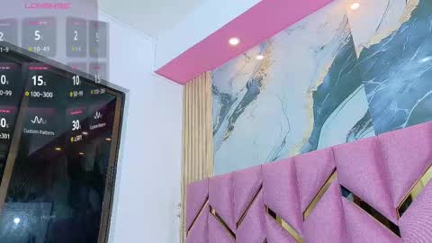 Snapshot of hornyhousekeeper_ chatting on October 4, 2025, 12:36 pm Valentina online show from October 4, 2025, 12:36 pm