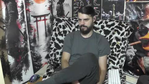 hornymaster online show from December 4, 2025, 4:22 am