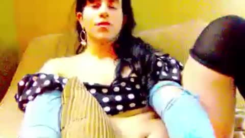 Snapshot of horsey887 chatting on November 1, 2025, 4:03 am Your Princess Peaches online show from November 1, 2025, 4:03 am