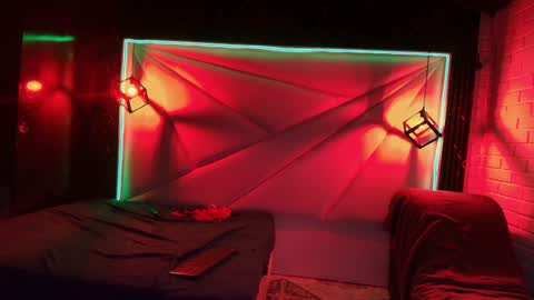 Snapshot of horus_at chatting on January 16, 2025, 10:12 pm horus_at online show from January 16, 2025, 10:12 pm