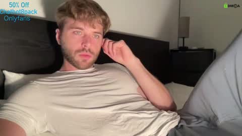 Edward aka Wolf online show from September 22, 2025, 4:14 am