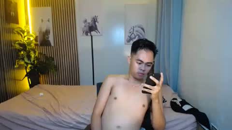 Rylle online show from September 25, 2025, 10:13 pm