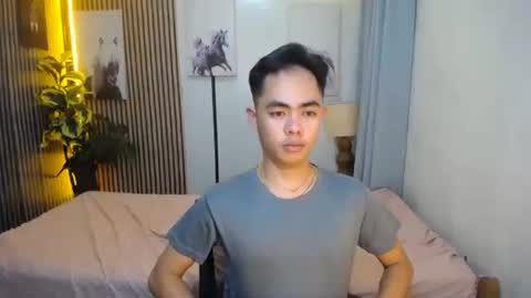 Rylle online show from September 28, 2025, 2:22 pm