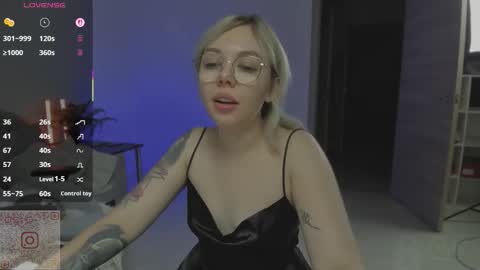   online show from September 22, 2025, 4:20 pm