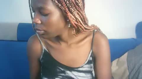 Snapshot of hot_berry2003 chatting on February 24, 2025, 10:37 am Millie online show from February 24, 2025, 10:37 am