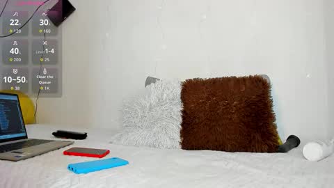 hot boy 04 online show from November 4, 2025, 12:48 pm