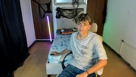 hot bunny online show from November 7, 2025, 1:38 am