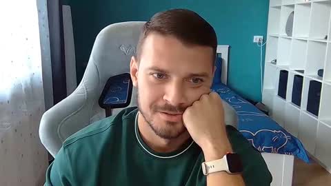 Snapshot of hot_cap_77 chatting on October 15, 2025, 1:00 pm hot_cap_77 online show from October 15, 2025, 1:00 pm