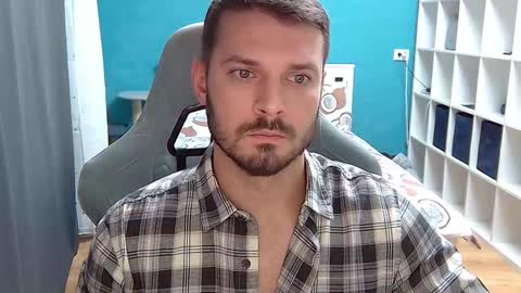 Snapshot of hot_cap_77 chatting on November 4, 2025, 5:34 pm hot_cap_77 online show from November 4, 2025, 5:34 pm