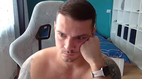 Snapshot of hot_cap_77 chatting on November 16, 2025, 11:49 am hot_cap_77 online show from November 16, 2025, 11:49 am