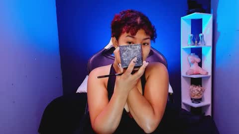 hot chocolate 4u online show from October 22, 2025, 12:16 pm