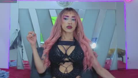 Snapshot of hot_destinyk chatting on November 22, 2025, 10:36 am destinyk online show from November 22, 2025, 10:36 am