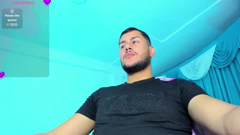 Alejandro online show from November 4, 2025, 5:50 am