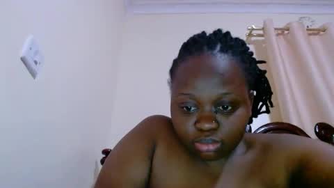 Snapshot of hot_linahh chatting on October 7, 2025, 1:36 am Linah online show from October 7, 2025, 1:36 am