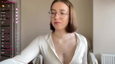 Lina online show from January 24, 2025, 10:00 am