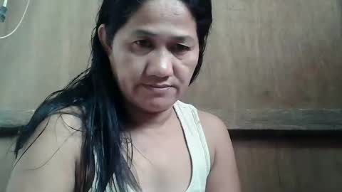 hotmama online show from March 7, 2025, 5:51 am