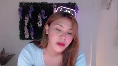 Selena online show from March 4, 2025, 8:05 pm