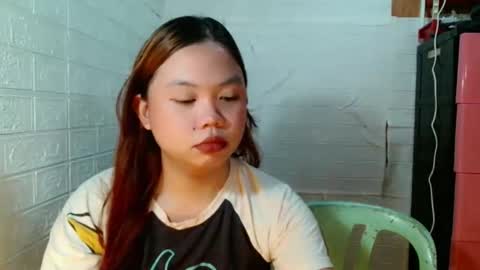 Selena online show from November 28, 2025, 7:11 am