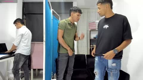 Vanesa Oliver and Andrew online show from February 8, 2025, 10:50 am