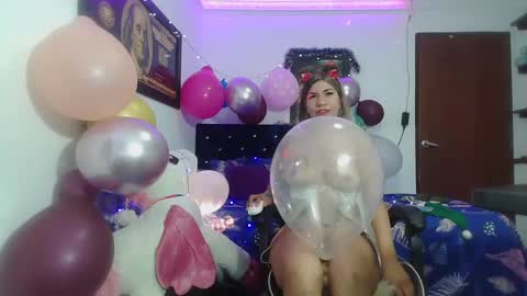 hot sexy bunny online show from December 11, 2024, 1:05 am