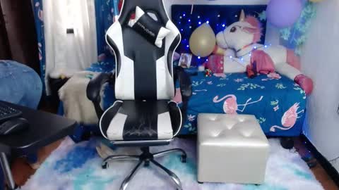 hot sexy bunny online show from January 28, 2025, 12:32 pm