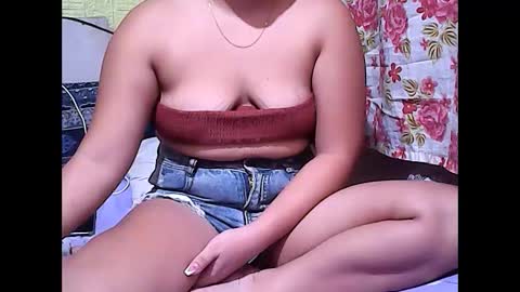 Snapshot of hot_tricia05 chatting on March 3, 2025, 11:11 am hot_tricia05 online show from March 3, 2025, 11:11 am