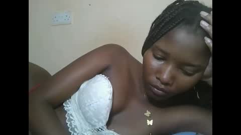 love online show from November 8, 2025, 4:01 am