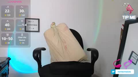 Alex Neon online show from November 8, 2025, 7:23 pm