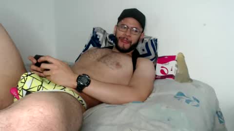 hotdereck33 online show from March 1, 2025, 9:18 am