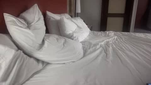 Snapshot of hotdogstuffer chatting on October 16, 2025, 12:22 am hotdogstuffer online show from October 16, 2025, 12:22 am