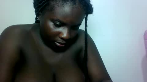 Snapshot of hotebbbyy chatting on October 7, 2025, 12:19 am EBBY online show from October 7, 2025, 12:19 am