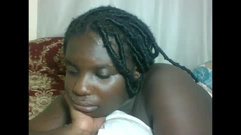 Snapshot of hotebbbyy chatting on October 12, 2025, 4:00 am EBBY online show from October 12, 2025, 4:00 am