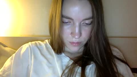 Snapshot of hoteffy chatting on March 1, 2025, 3:38 pm effy online show from March 1, 2025, 3:38 pm