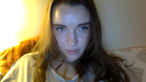 effy online show from November 17, 2025, 10:37 pm